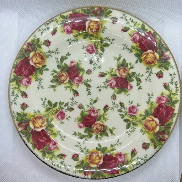 SALAD / DESERT PLATE RARE 1999 ROYAL ALBERT CHINA OLD COUNTRY ROSES CLASIC III - Picture 3 of 9